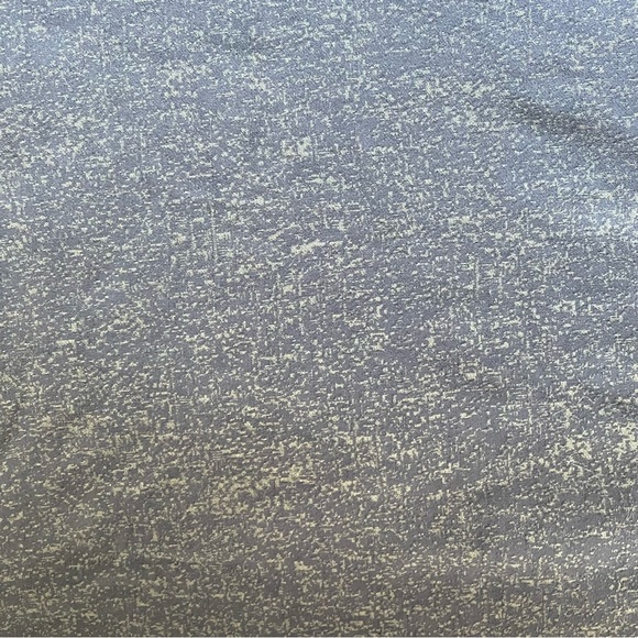 Lululemon Women's Button Scarf. - Picture 2 of 5